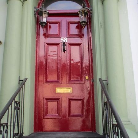 Cranborne Guest Accommodation Exclusively For Adults Торки Екстериор снимка