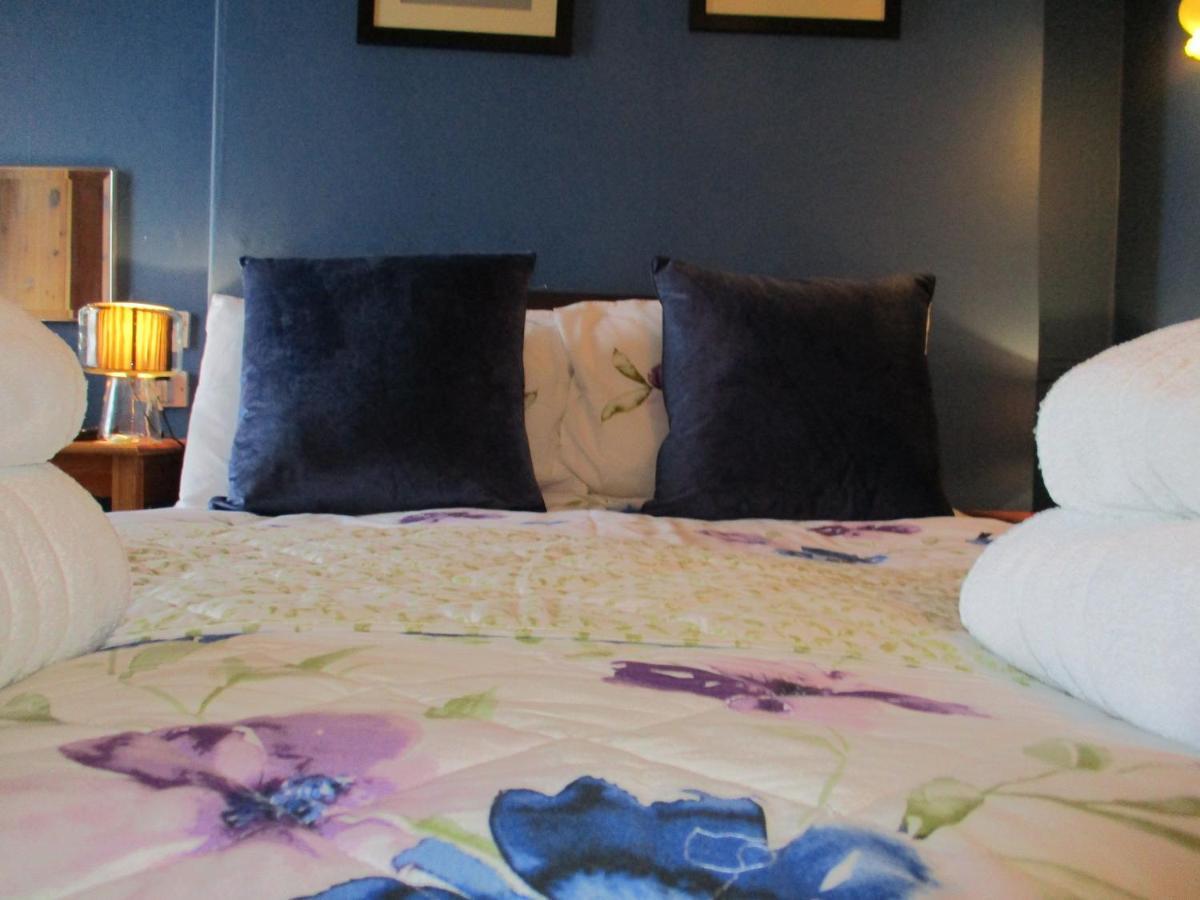 Cranborne Guest Accommodation Exclusively For Adults Торки Екстериор снимка