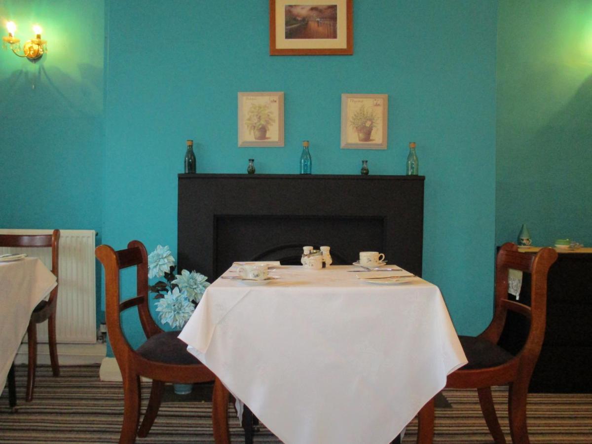 Cranborne Guest Accommodation Exclusively For Adults Торки Екстериор снимка