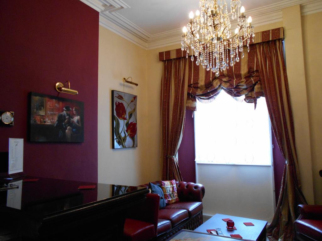 Cranborne Guest Accommodation Exclusively For Adults Торки Екстериор снимка