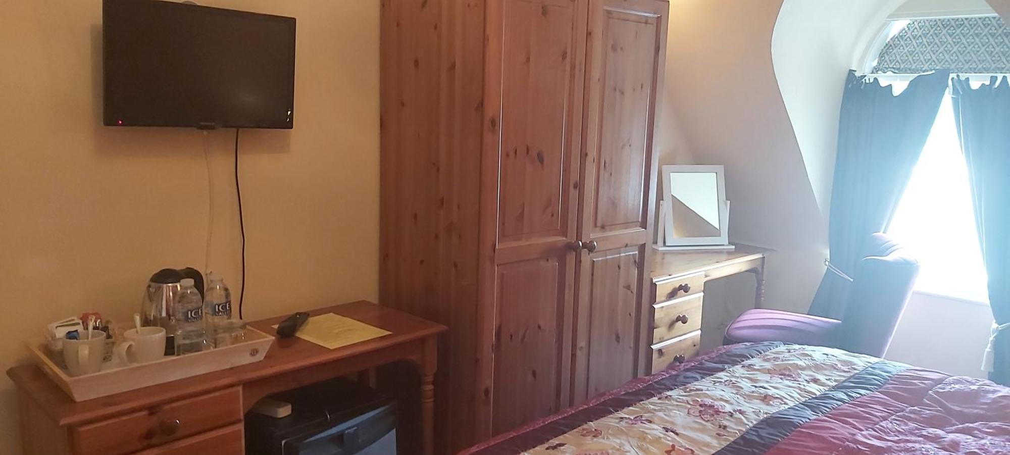 Cranborne Guest Accommodation Exclusively For Adults Торки Екстериор снимка